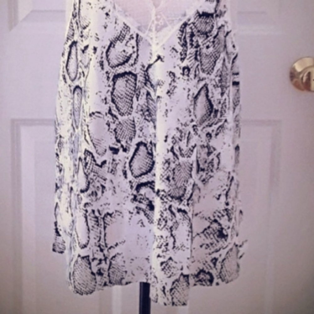 Python & Lace Silky Camisole XL - Picture 3 of 8